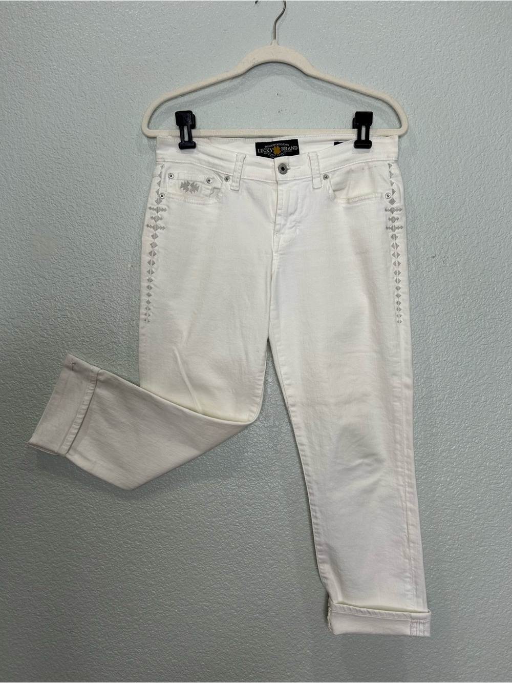 Lucky Brand White Jeans with Subtle Embroidery